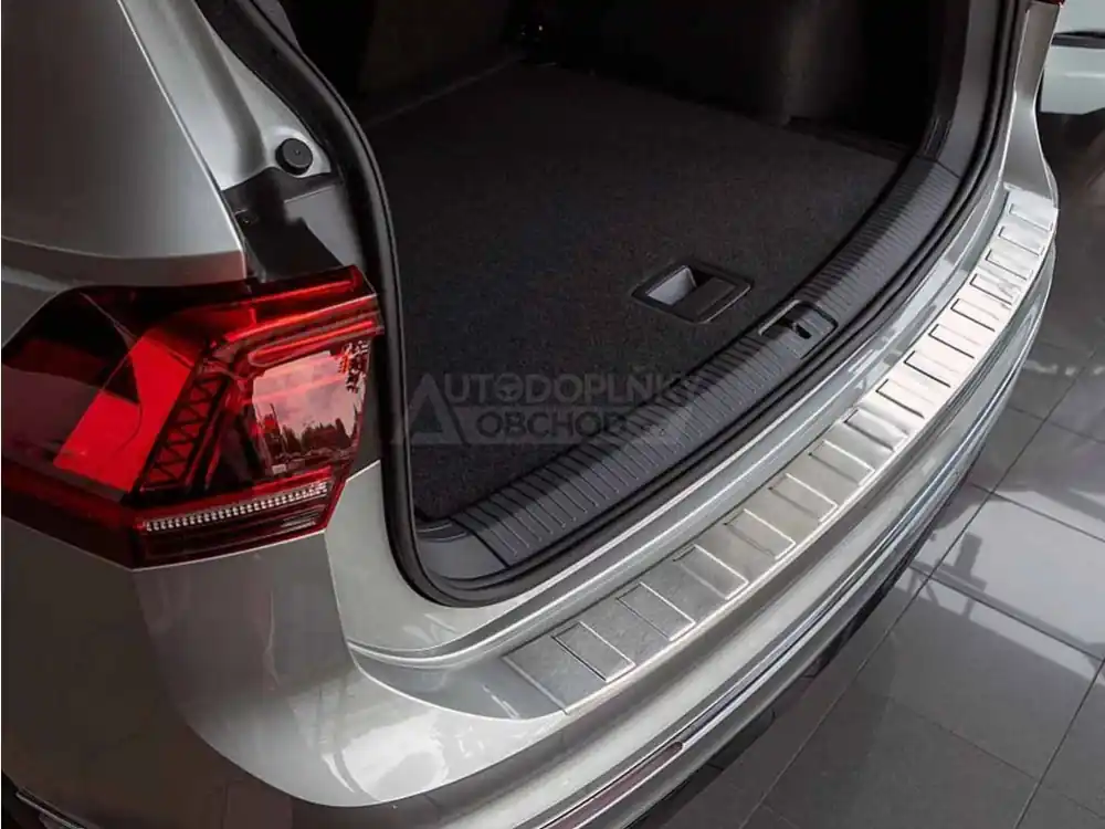 Kryt prahu pátých dveří VW Tiguan II 2016-2024 i na facelift 2022 • nerez • ADO Pro Hit Sezóny