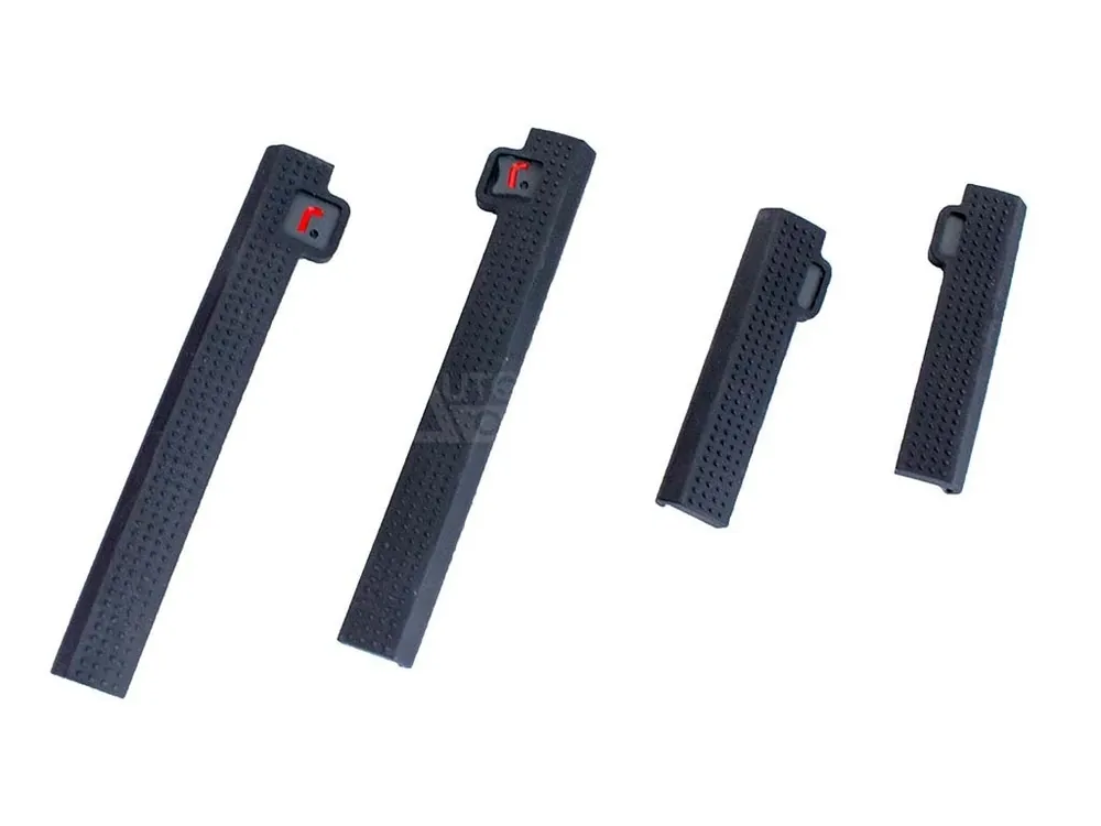 Chránič dveří R-Stick • pro 4 dveře • černý Objednat Nyní