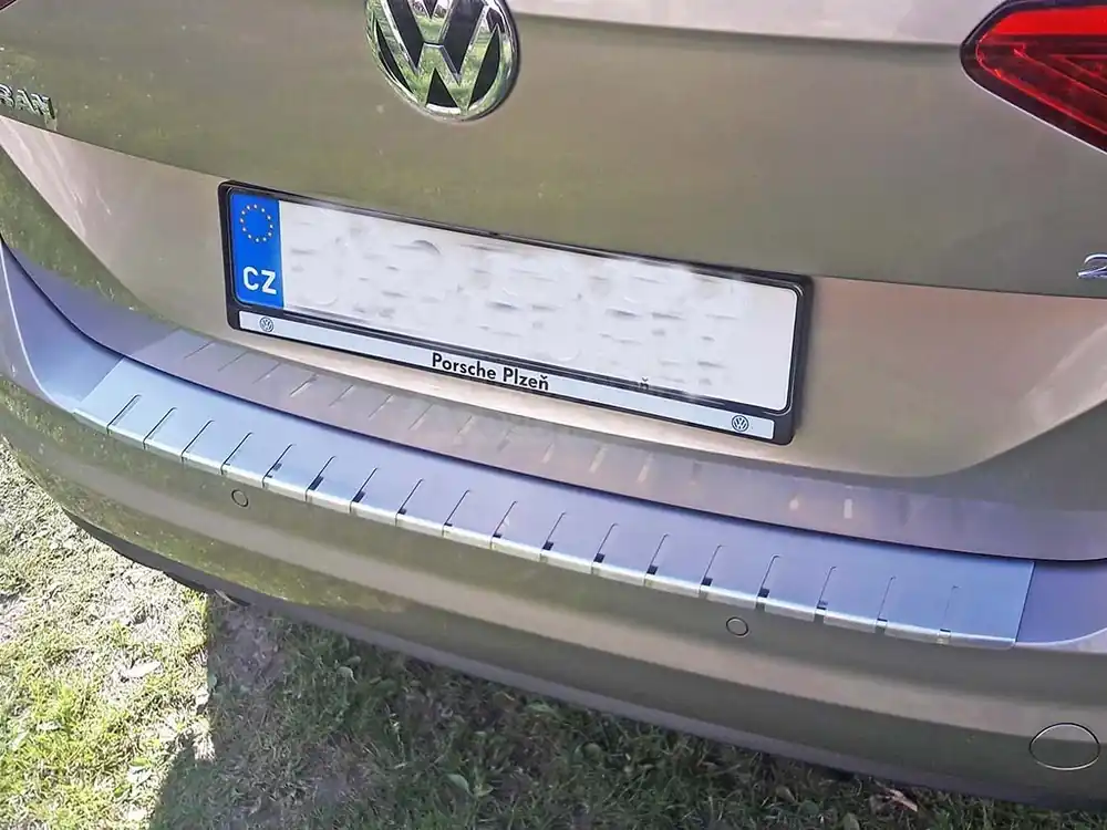 Koupit Online Kryt prahu pátých dveří VW Touran II 2015-2026 • nerez