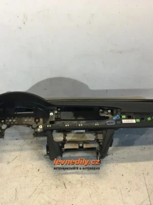 Cenový Hit Palubka Audi A6 4G1858041LL