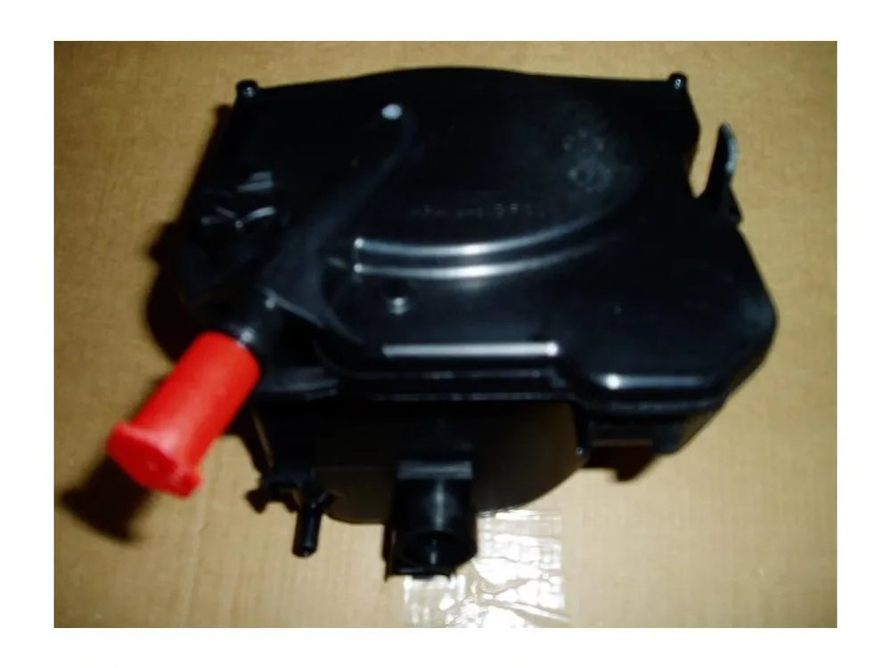 Palivovy filtr Volvo S40, V50 1,6D Novinka