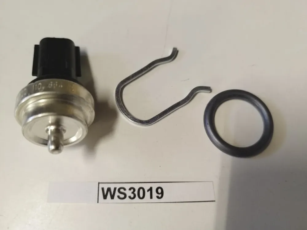 Horká Nabídka Snímač, teplota chladiva Mercedes, Nissan, Opel, Renault, Suzuki