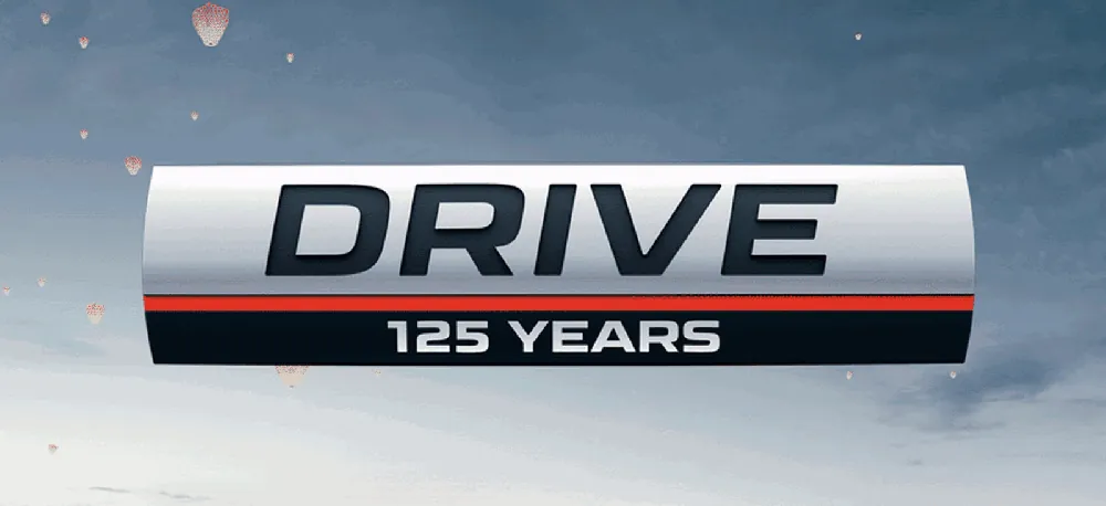 Boční nápis DRIVE 125 YEARS original Značkový