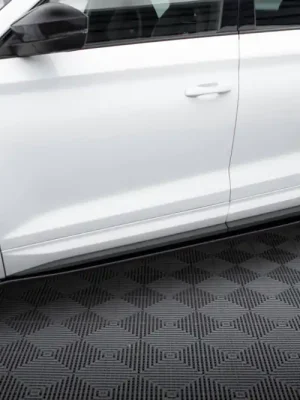 Škoda Kodiaq RS, SL-Boční prahové nástavce Mk1 (černý plast) Maxton Akce