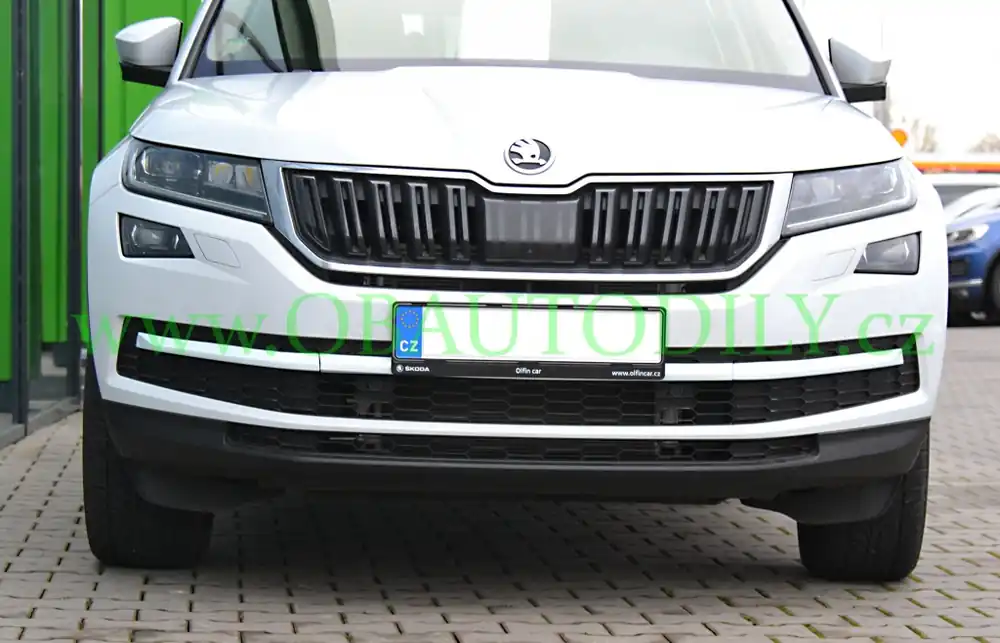 Škoda Kodiaq-Dekorativní lišty předního nárazníku - Laser White (F9F) Akční Cena