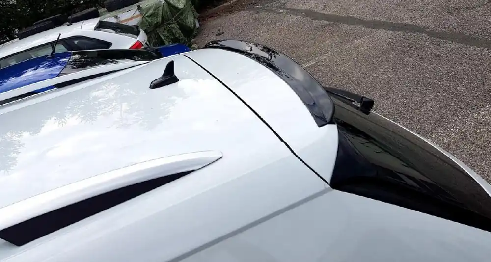 Škoda Kodiaq-Střešní spoiler DTM V1 glossy black Výprodej