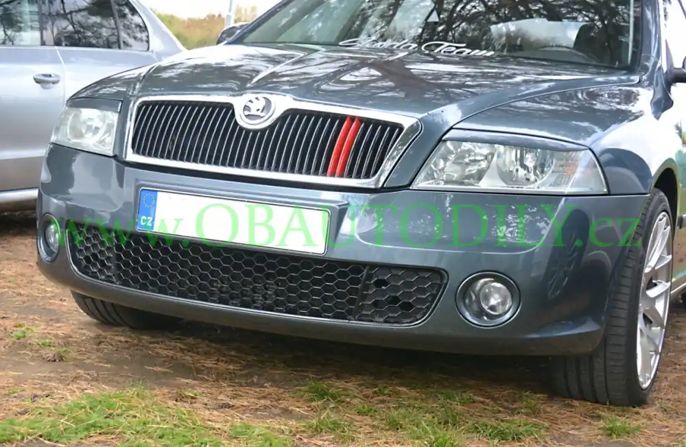 Koupit Online Škoda Octavia II RS-Mřížka předního nárazníku KI-R styl RS 2010 - střední