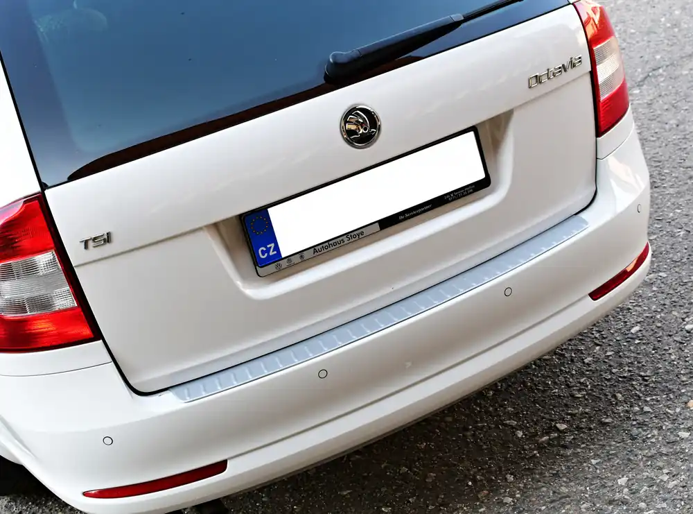 Tovární Cena Škoda Octavia II combi-Ochranný kryt zadního nárazníku - stříbrný