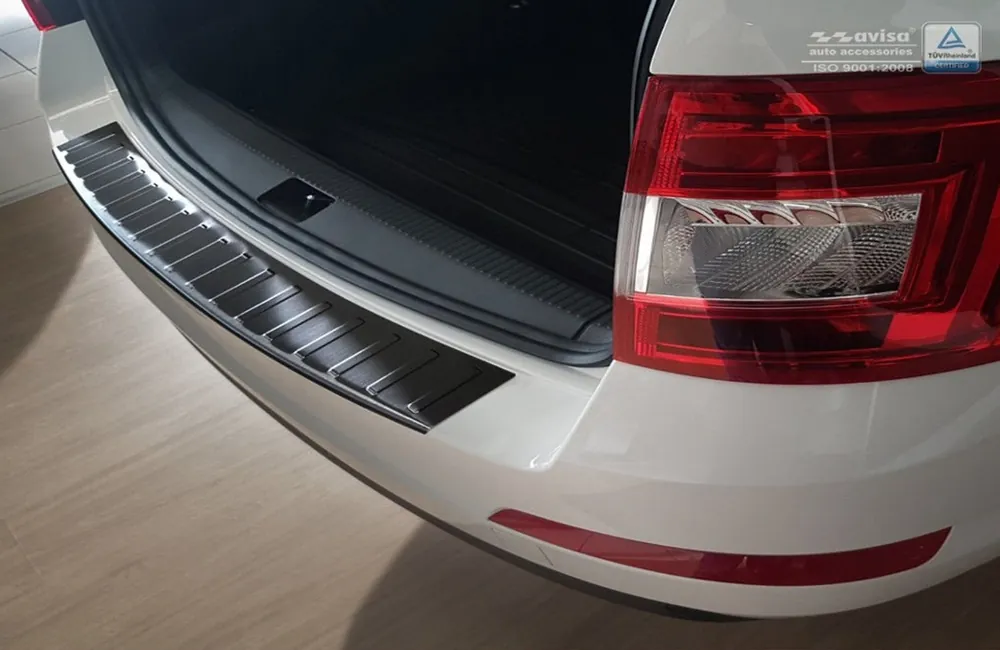 Akční Nabídka Škoda Octavia III combi-Kryt zadního nárazníku nerez AVISA - matný černý grafit