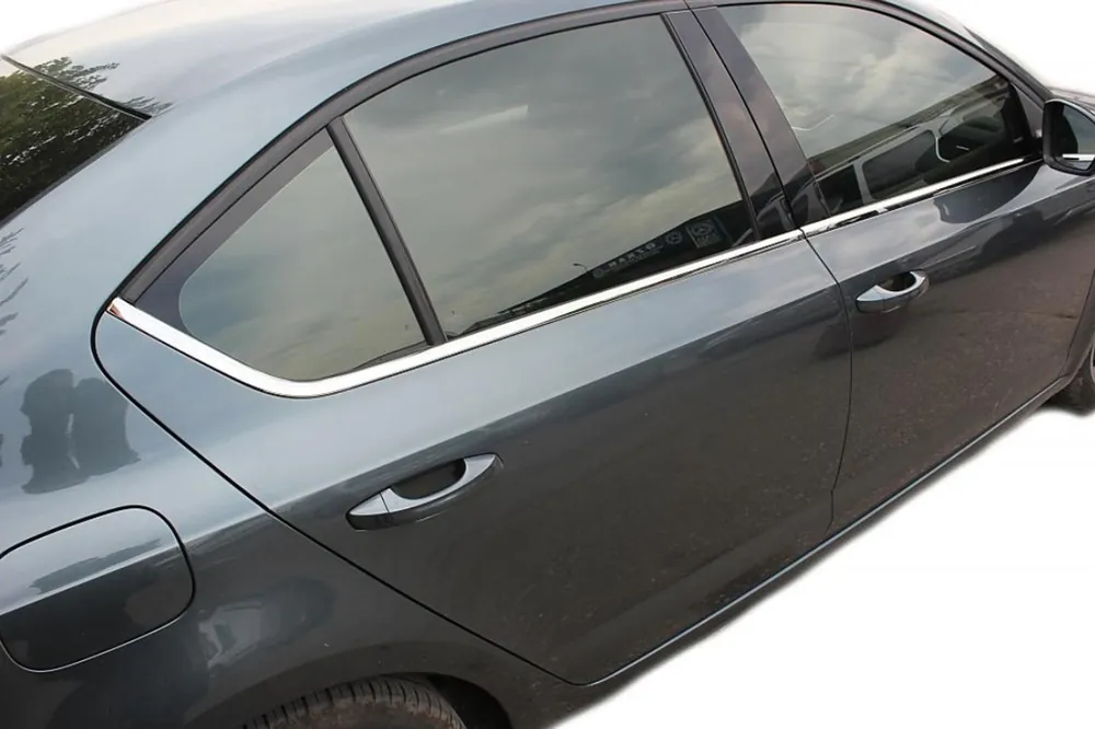 Sleva Škoda Octavia III sedan-Nerez lišty spodní hrany oken dveří - chromové