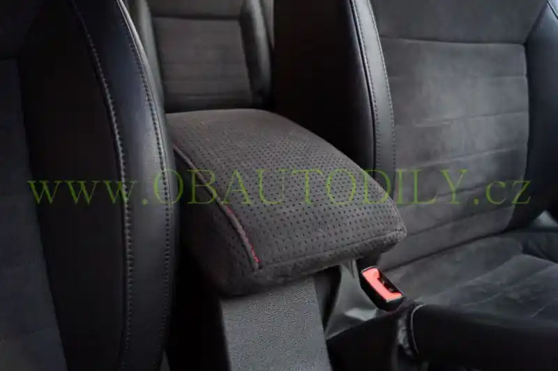 Škoda Octavia III-Potah loketní opěrky Alcantara - červené švy Nejlepší Volba