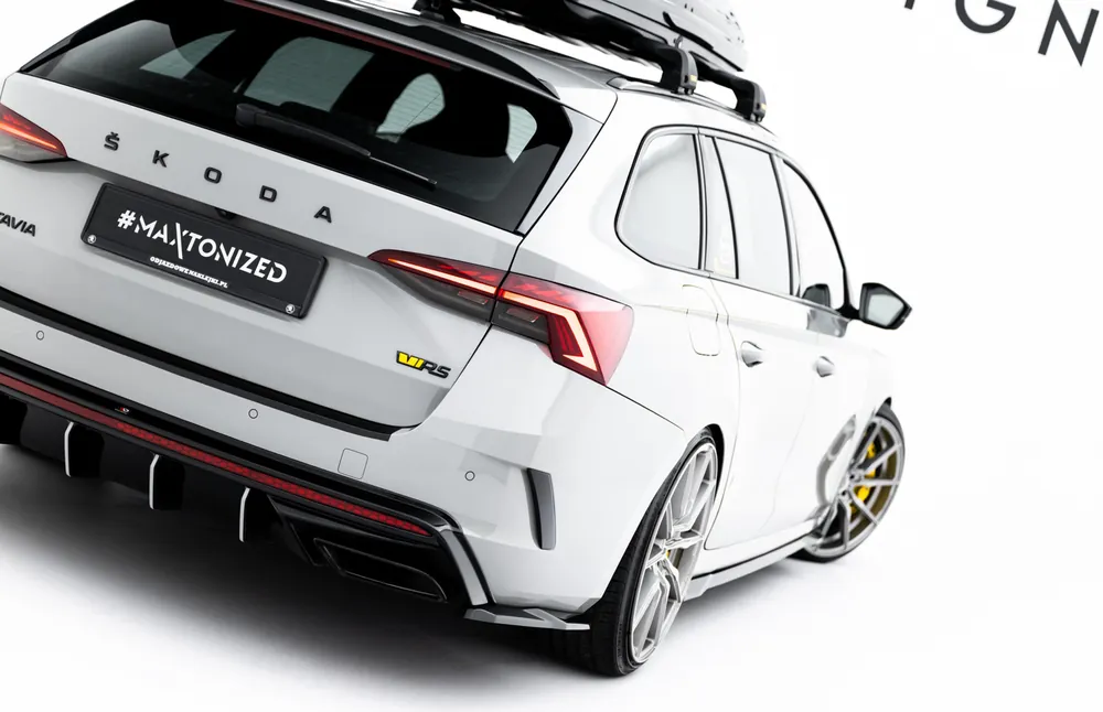 Koupit Online Škoda Octavia IV RS-Difuzory pod zadní nárazník Mk4 (černý lesk V3) Maxton