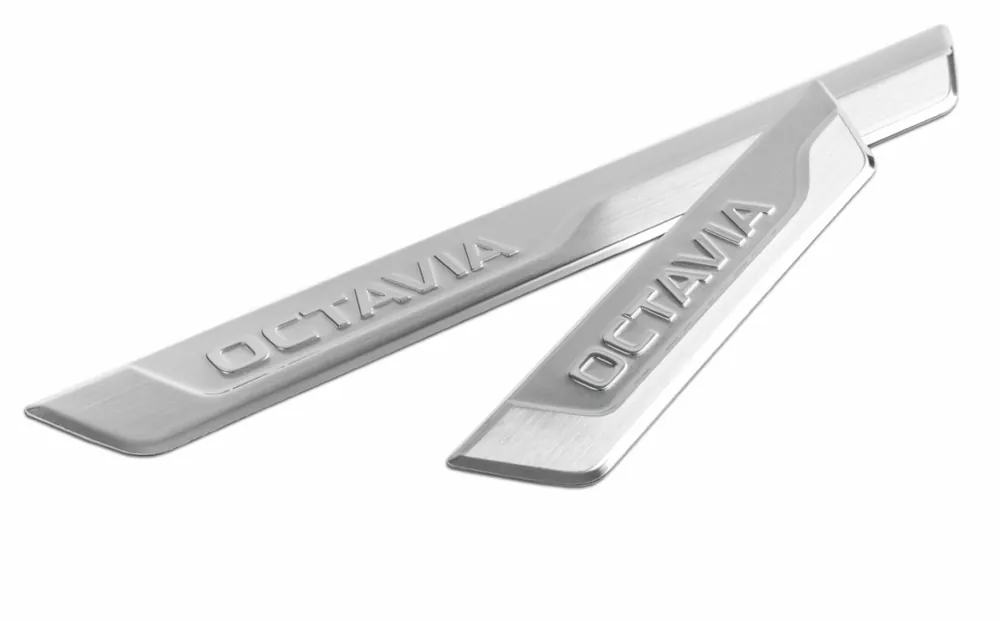 Cenový Hit Škoda Octavia IV-Dekorativní prahové lišty ŠKODA original - celokov