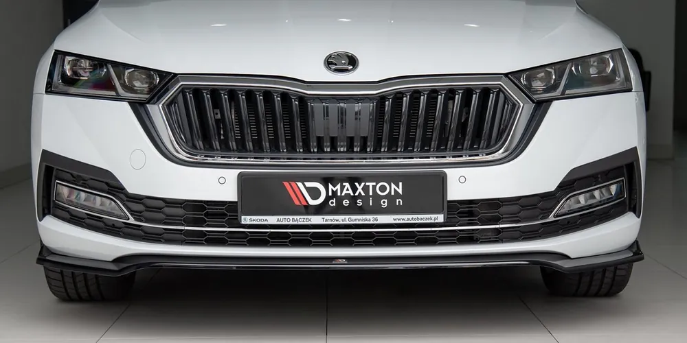 Škoda Octavia IV-Spoiler předního nárazníku Mk4 (černý lesk V2) Maxton Nízká Cena